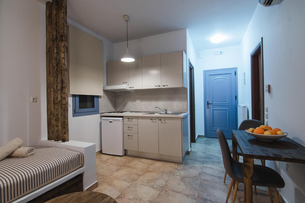 Kallisti Studios & Apartments Skyros Bagian luar foto