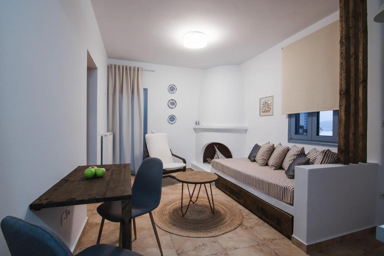 Kallisti Studios & Apartments Skyros Bagian luar foto